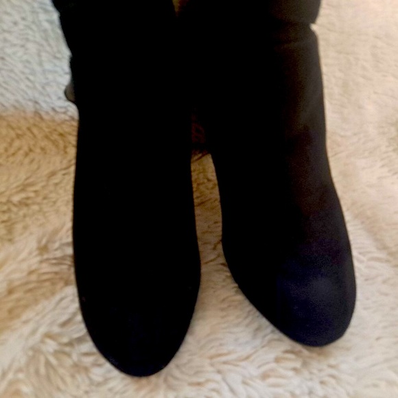 Black velvet boots - Picture 3 of 5